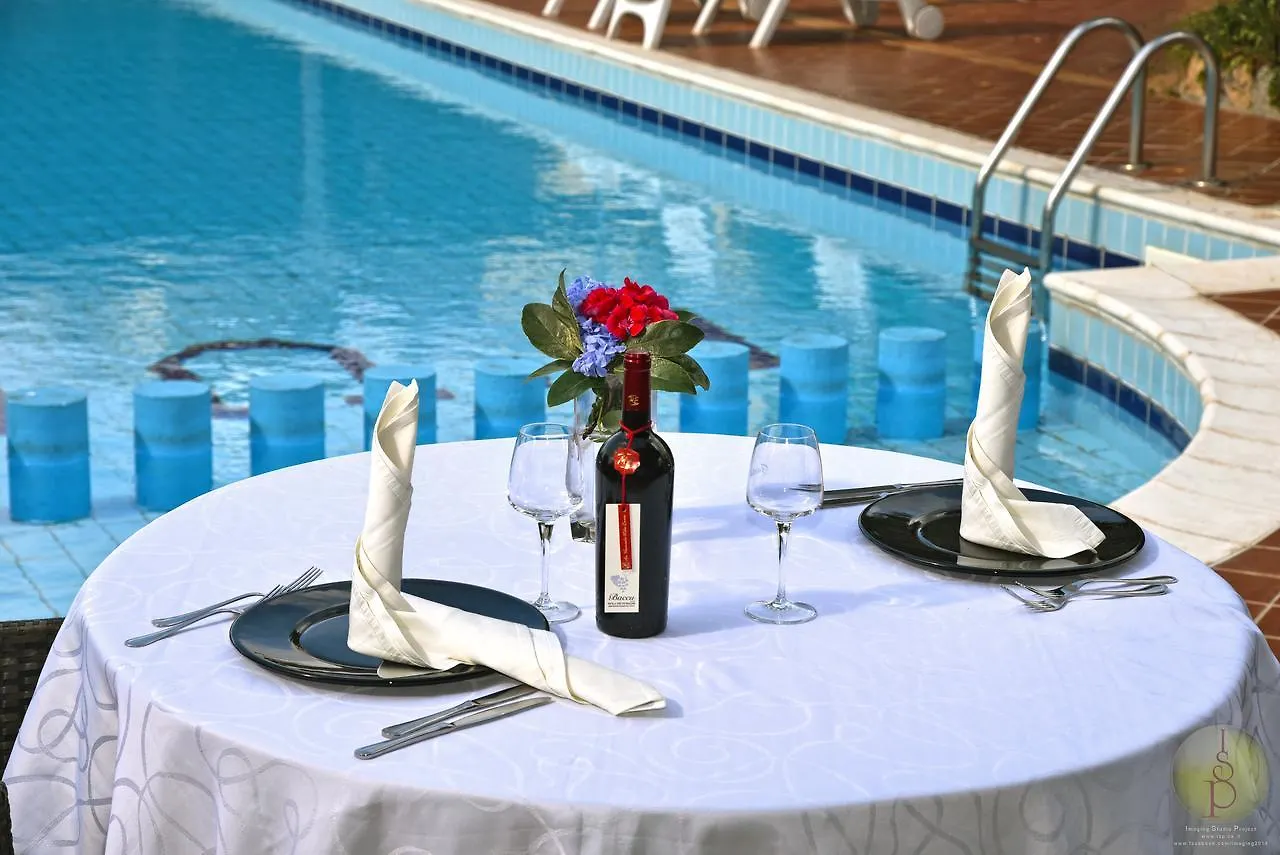 Hotel L'Ulivo Girasole 3*,  Italy